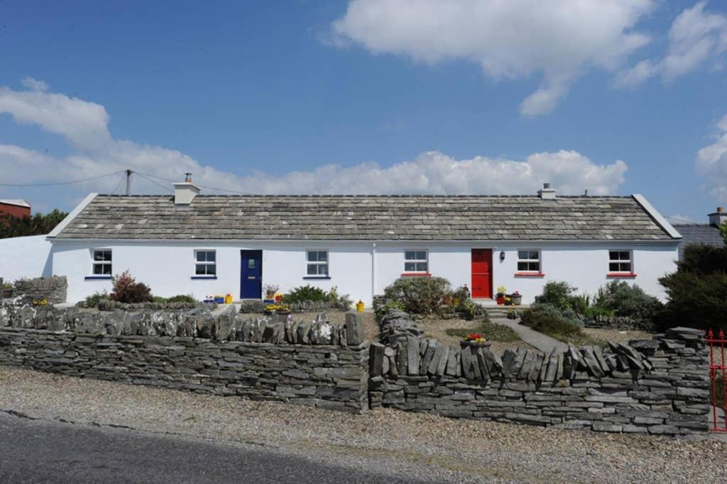 Red Stonecutters Cottage, Doolin Carrowauff Exterior photo